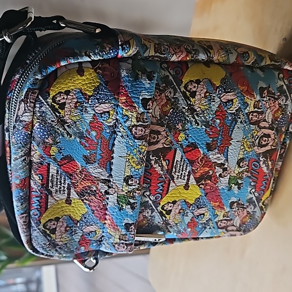 DC COMICS WONDER WOMEN CROSSBODY - Picture 2 of 12